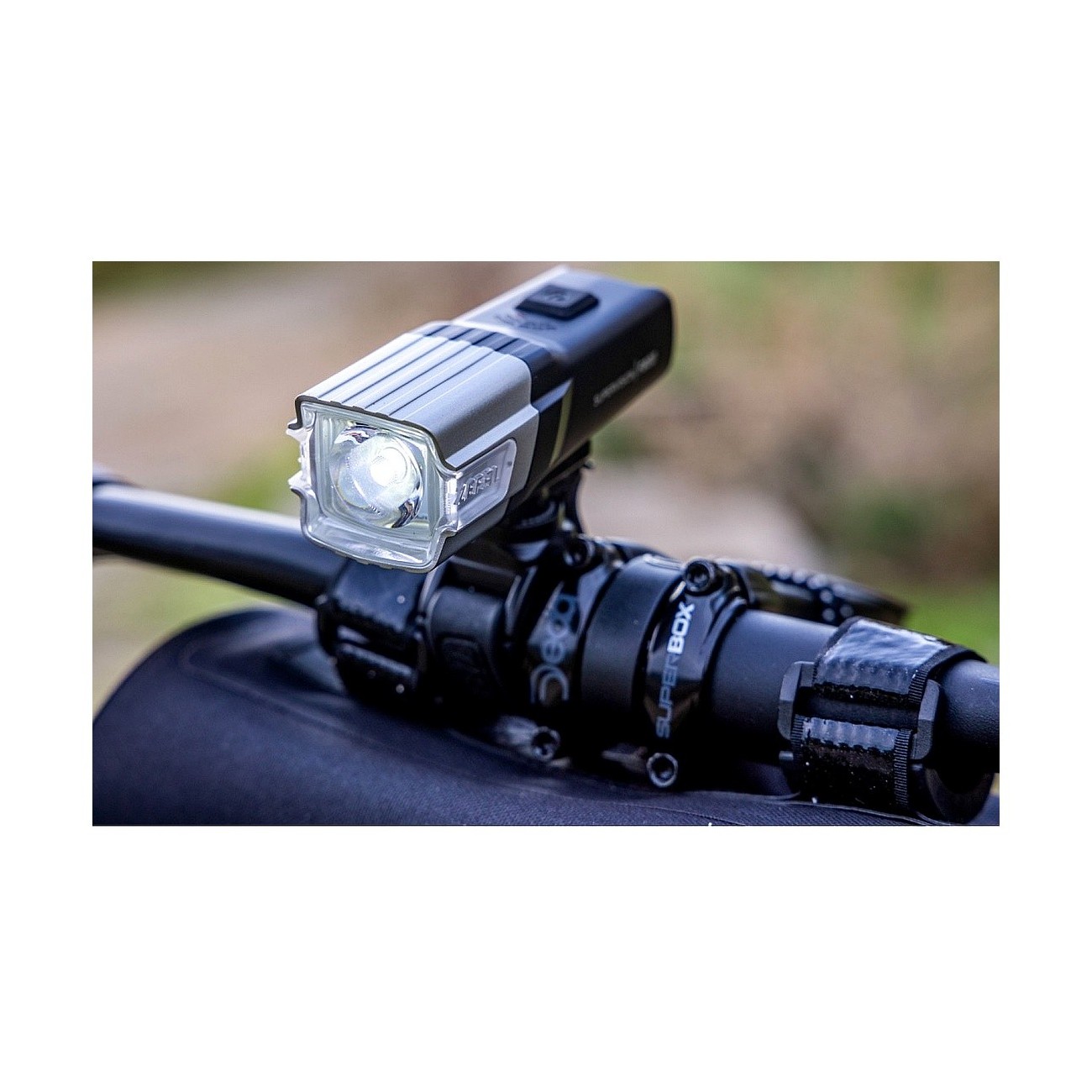 3420586602110 - Zéfal Supervision F800 USB Fahrradlampe 800 Lumen 3420586602110 - Zéfal Supervision F800 USB Fahrradlampe 800 Lumen