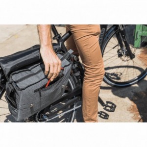 Urban messenger bag 11 liters with attachment to the luggage rack - 6
