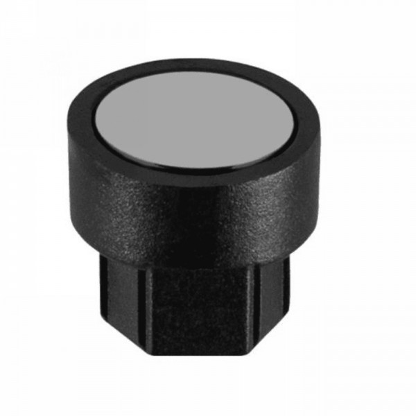 Pedal frequency magnet for pedal axle - 1