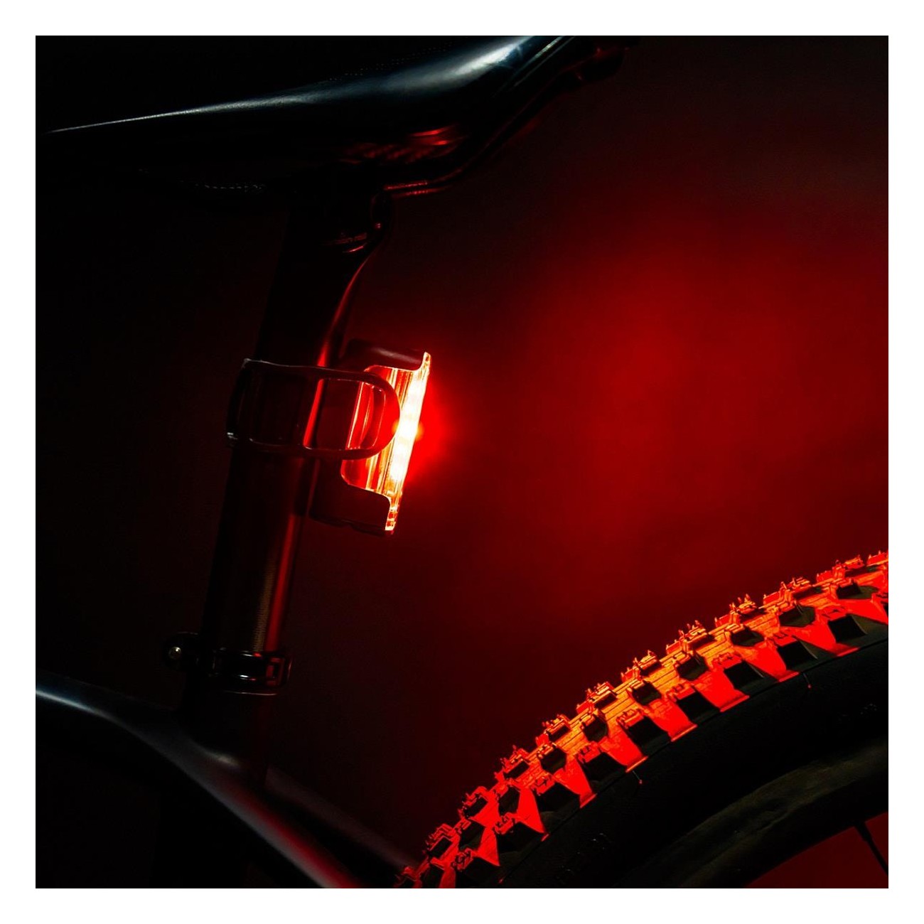 Strip Drive 300+ USB-C Rechargeable Rear Light, 300 Lumen, Black - 6