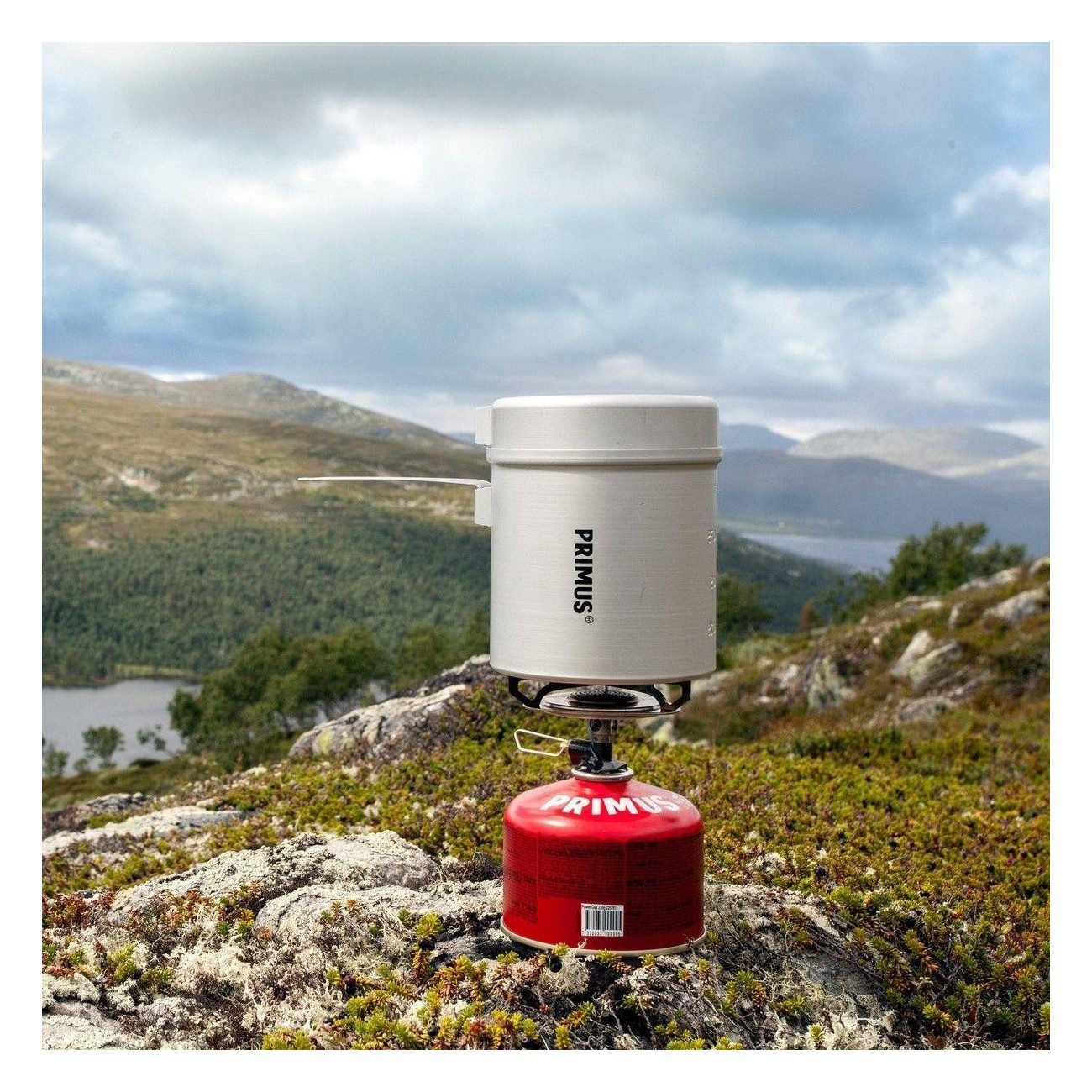 Essential Camping Kit: Stoves and Lanterns for Outdoor Adventures - 10