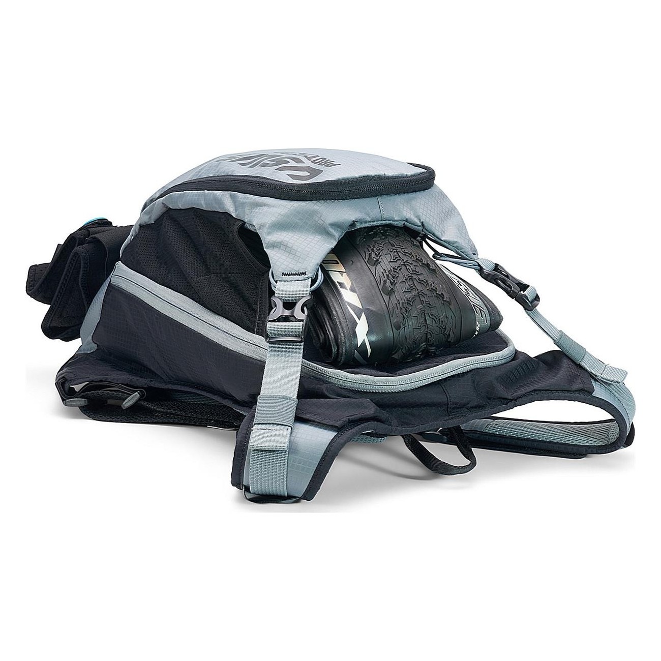 Mochila USWE Patriot 15 Litros Gris-Negro con Protector de Espalda para MTB - 3