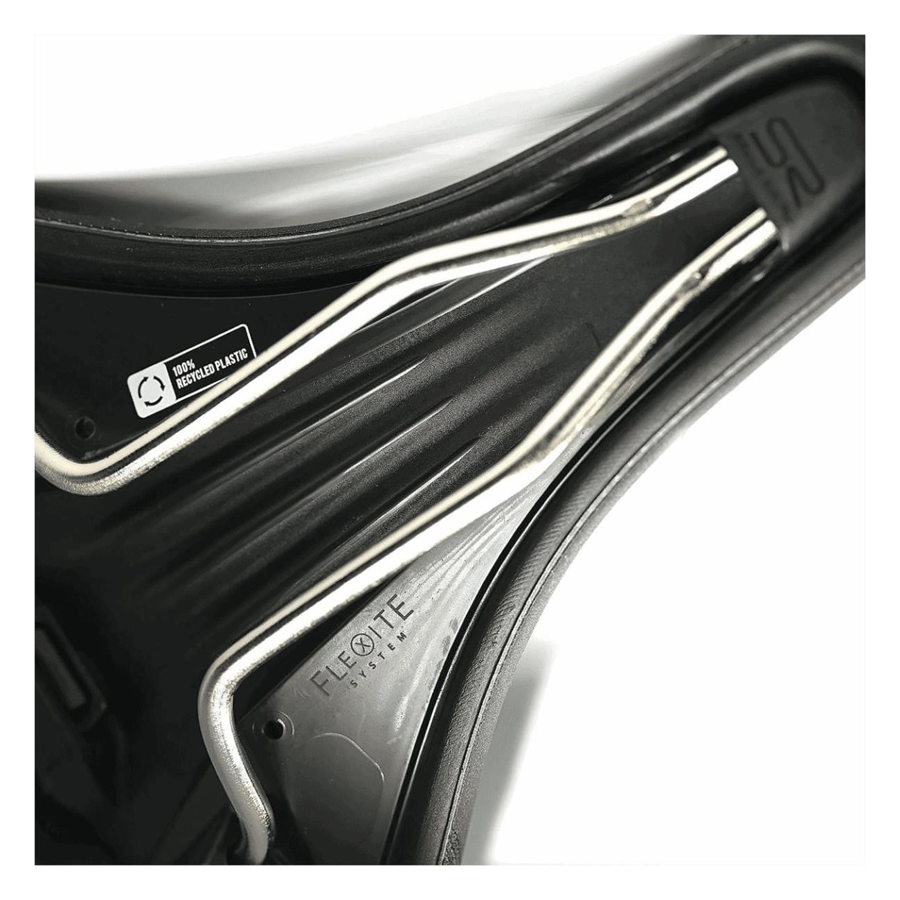 Lookin Evo Moderate Unisex Saddle Black 271x186mm for Citybike & Trekking - 4