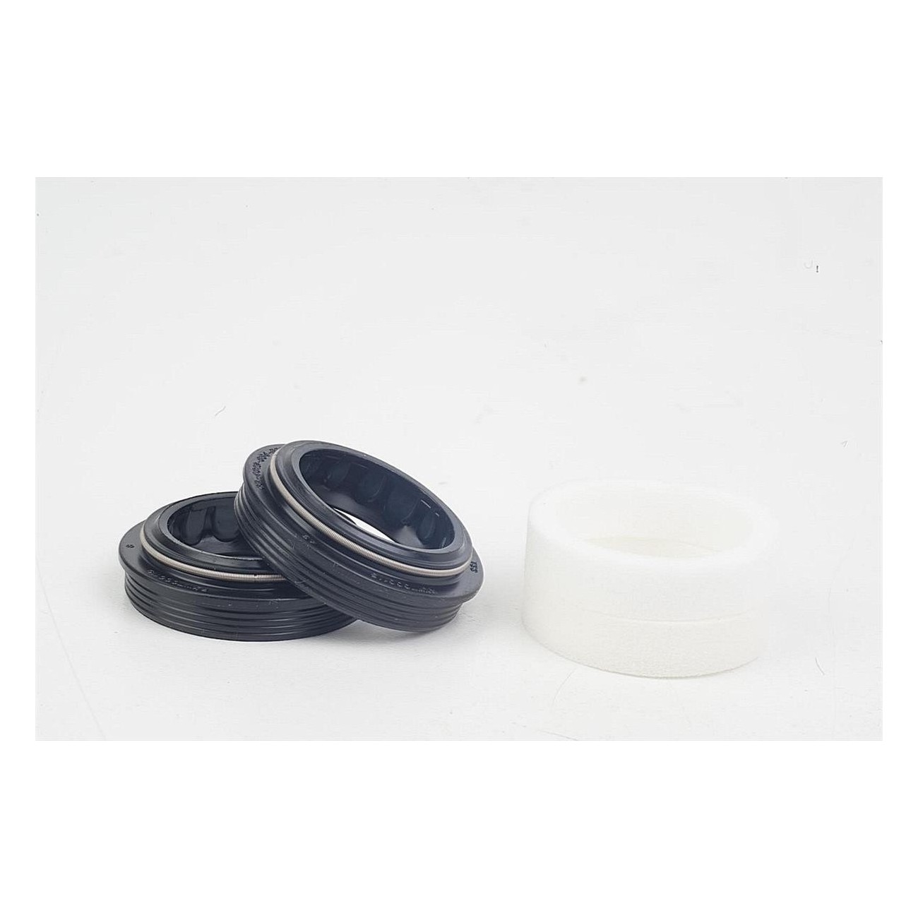 32 mm Black Fork Dust Seal Kit - Includes Flanged Seals & 10 mm Foam Rings - 1