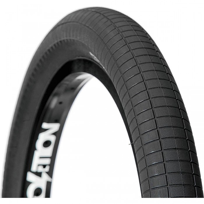 BMX Tire Hucker Street Black 2.4' 110 PSI - Mike 'Hucker' Clark Signature - 1