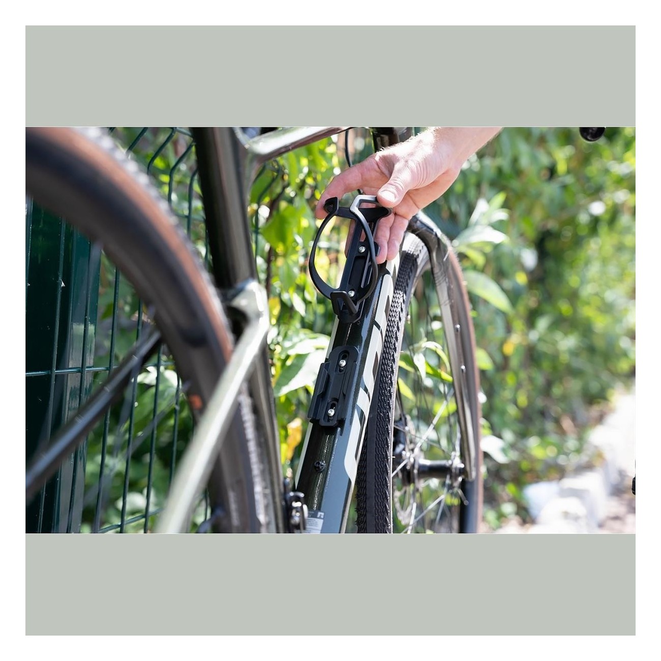 Cadenas pliable Hiplok SWITCH 85cm noir avec certification Sold Secure Bronze et système CLIP + RIDE - 5