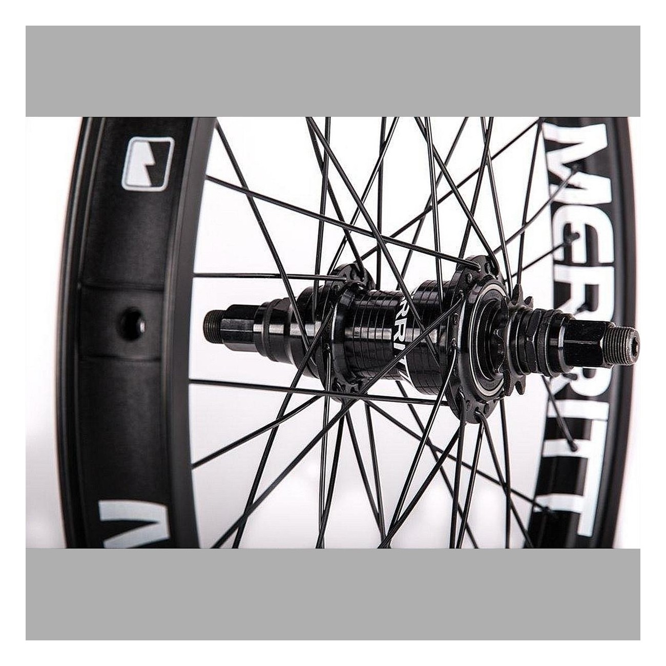 Merritt Battle RHD Black Rear Wheel with Final Drive Freecoaster 20 Zoll - 1