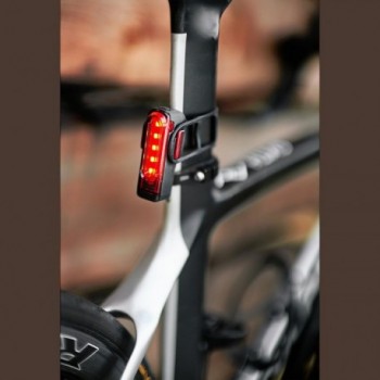 Striscia LED Posteriore StVZO per Bicicletta - Visibilità 270°, Ricaricabile USB, 36 Lumen, IPX7 - 3 - Luci - 4712806002718