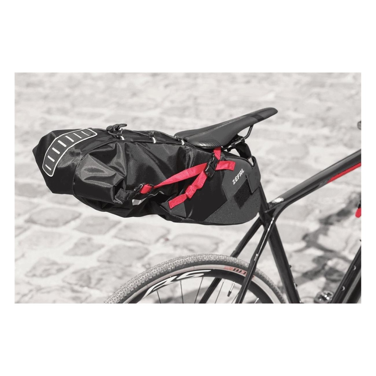 Bolsa de Sillín Z Adventure R17 Impermeable 8-17L Negra Roja para Ciclistas - 3