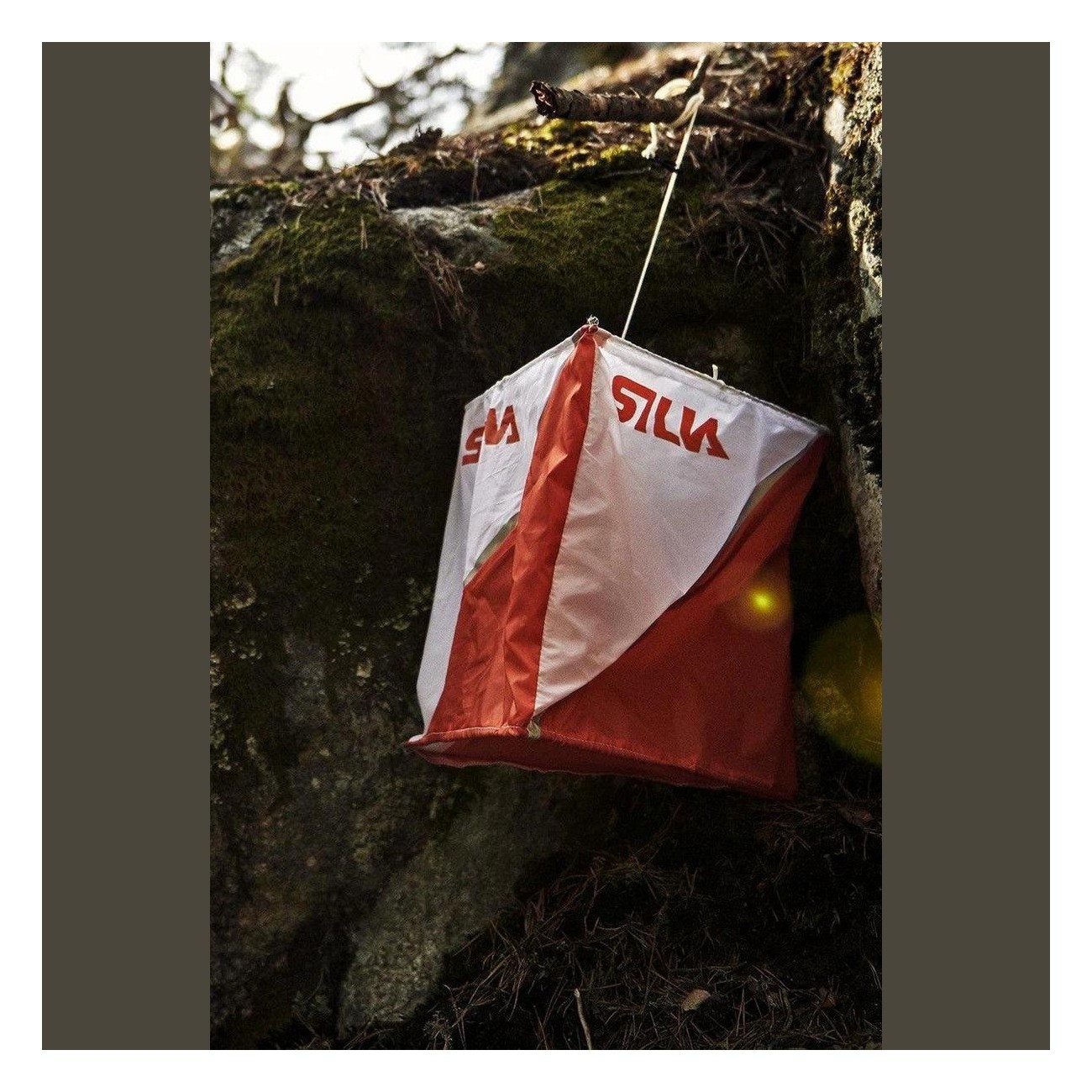 Silva Marker Riflettente 6x6 cm per Orienteering Notturno e Diurno, Ideale per Allenamenti e Percorsi Personalizzati - 2 - Varie