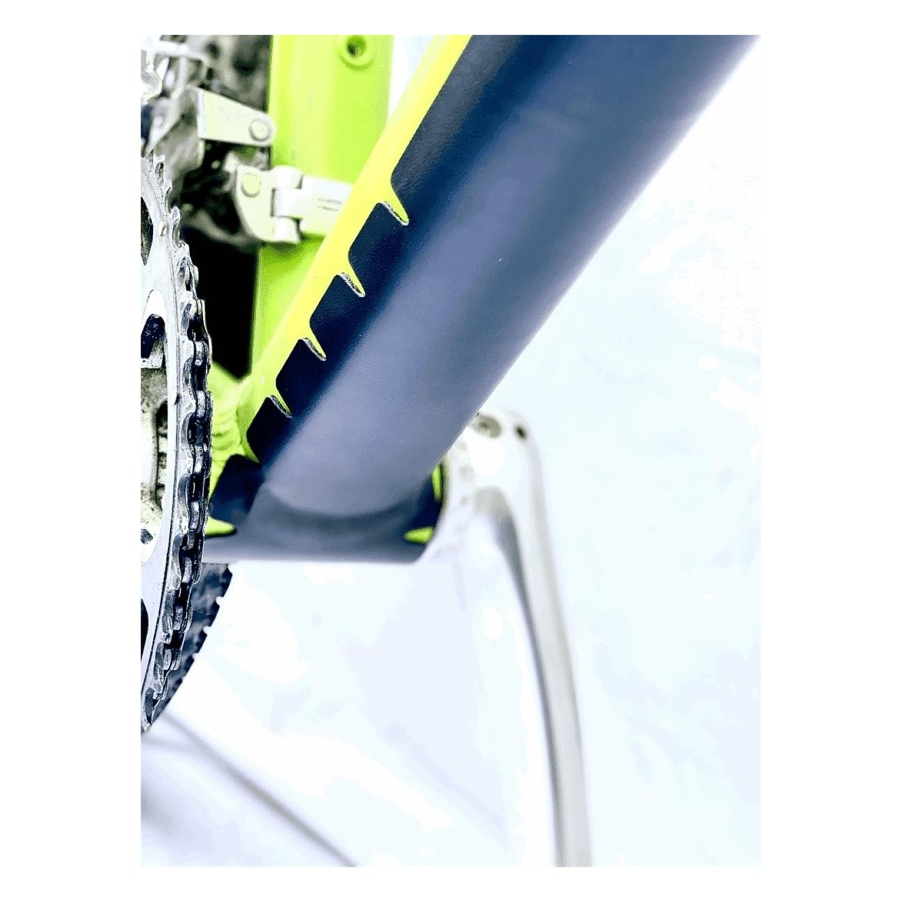 Universal Bike Frame Protection DT Armor 70x450 mm - Durable & Easy to Install - 5