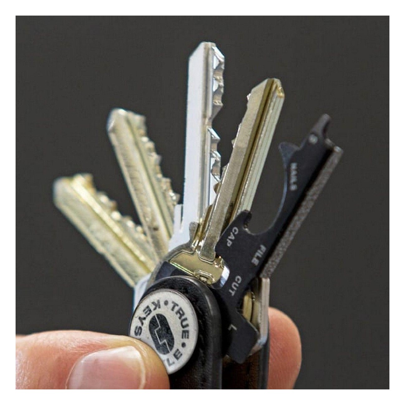 KeyShackle + Tool : Organisateur de clés en cuir avec multi-outil 7 fonctions - 3