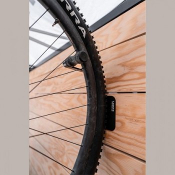 Crochet de Roue en Aluminium CNC Noir Lezyne - Support Mural pour Vélo - 5