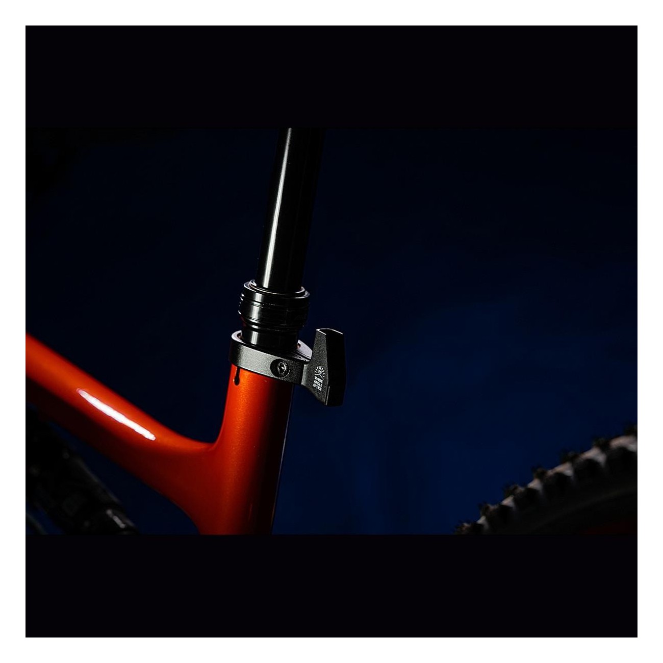 Fanale Posteriore LED Stick Drive STVZO Nero con Luce Rossa Y15 - Morsetto Sedile per Bicicletta - 4 - Luci - 4710582548666