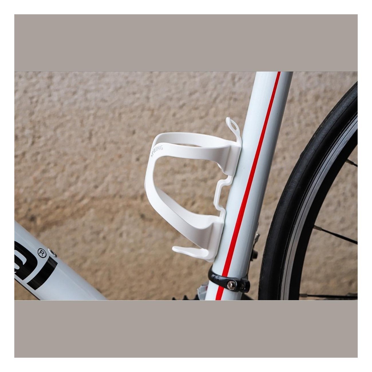 White Thermoplastic Resin Bottle Cage - Flexible and Lightweight, 46g - 3