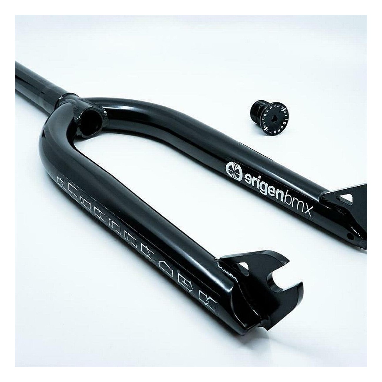 Erigen Ambassador Black Fork in 4130 CrMo for Performance and Durability - 1