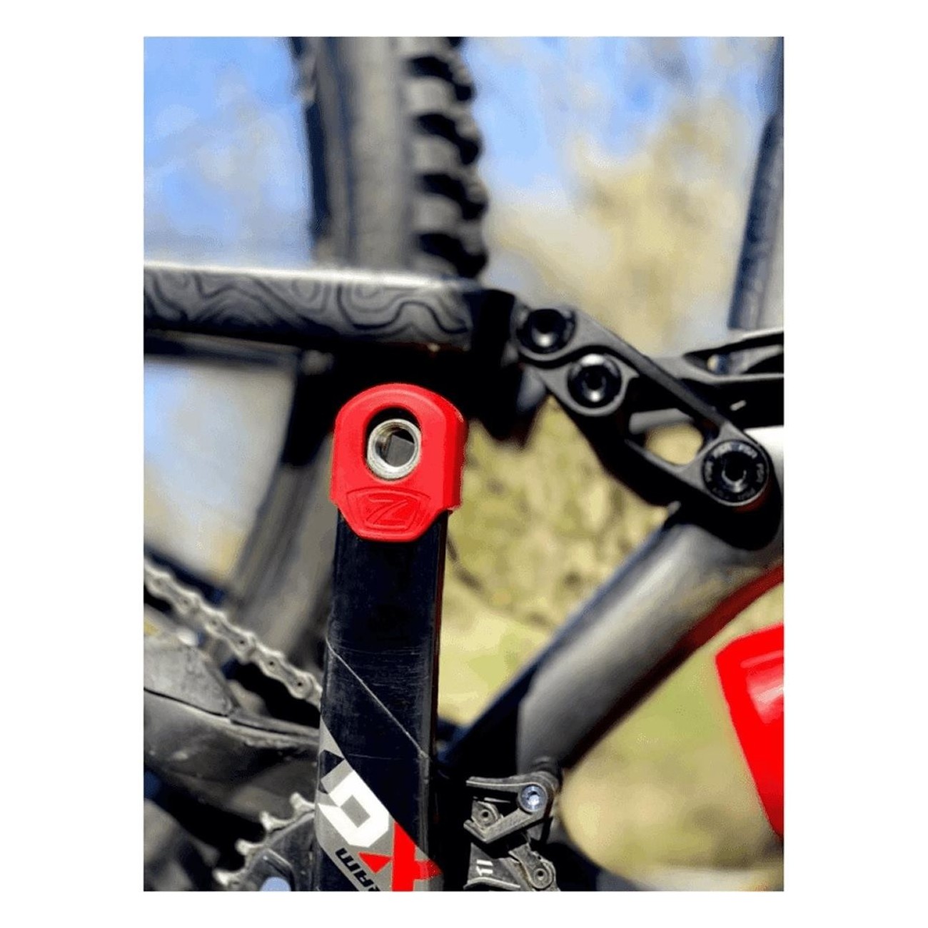 Crank Armor XL Rote Pedalenschutz aus Thermoplastik für Fahrräder - 5