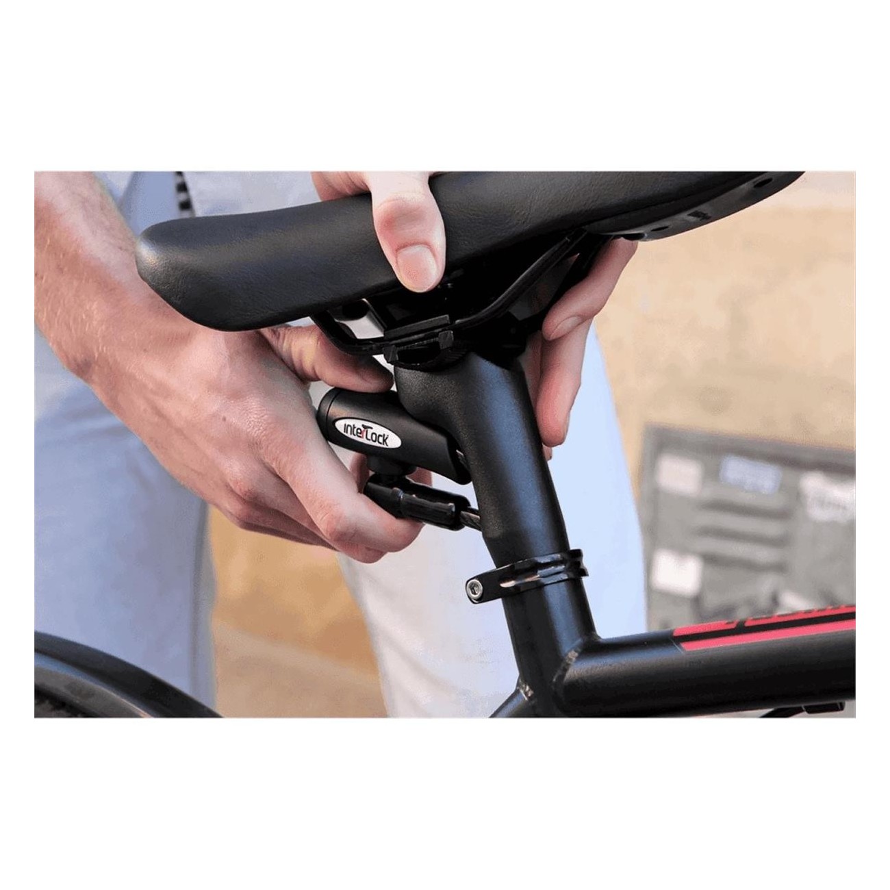 Aluminum Seatpost 6061 Black 25.4mm with Built-in Lock 300mm - 2