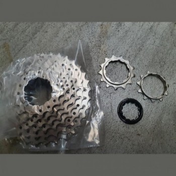 Cassetta Pignone 8 Velocità Argento Compatibile Shimano 11-32 Denti in Acciaio - 2 - Cassette - 0887539008765