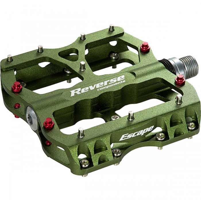 Green Reverse Escape Pedal for MTB - Durable and Reliable for Bike Park - 1